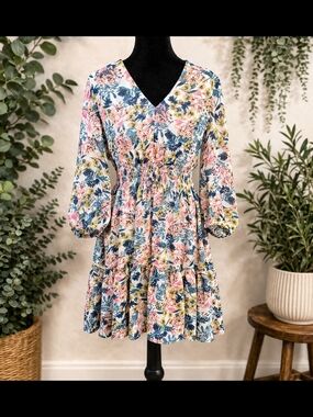 Just Taylor Floral Mini Dress Size 4 Boho Smocked Sheer Sleeve Fit Flare